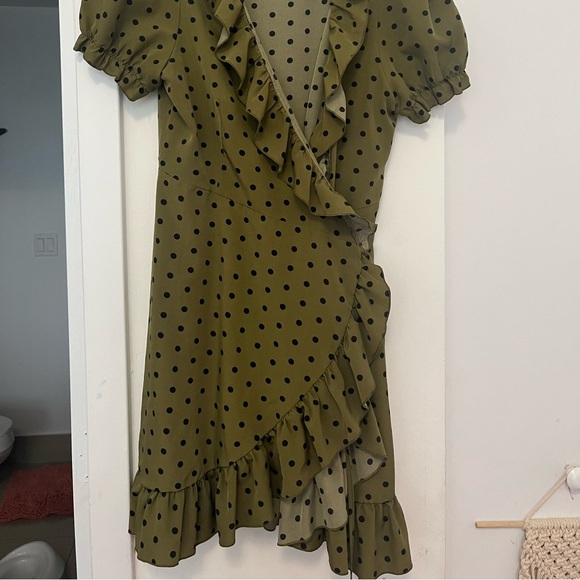 Retro Olive green ruffle wrap mini dress polka dot print - Picture 5 of 5